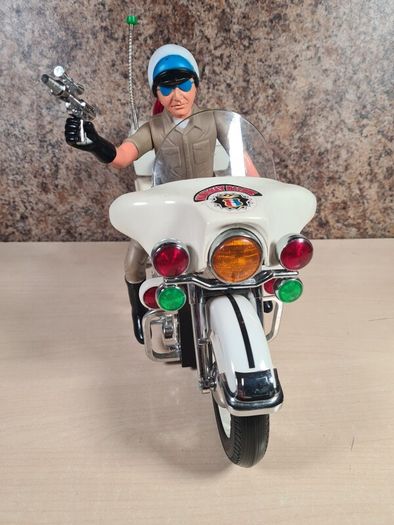 Vintage Son Ai Toys Motorcycle Police Jumbo Cycle Lights And Sounds 1984 Boxed Toy Collectable