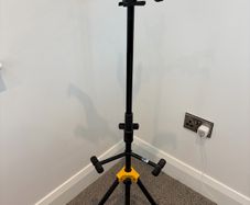 3-guitar stand