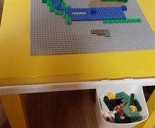 Lego table and lego