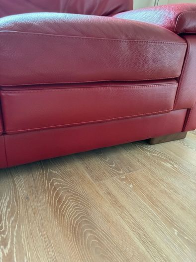 Leather 2 seater high quailty