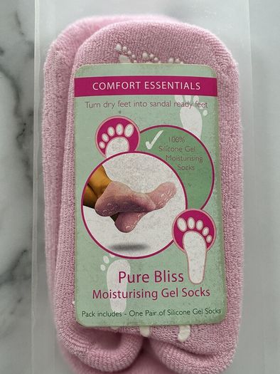 Brand-new Pure Bliss Moisturising Gel Sock