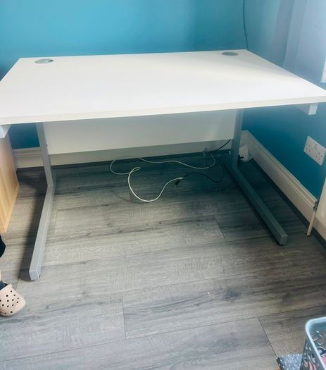 computer desk