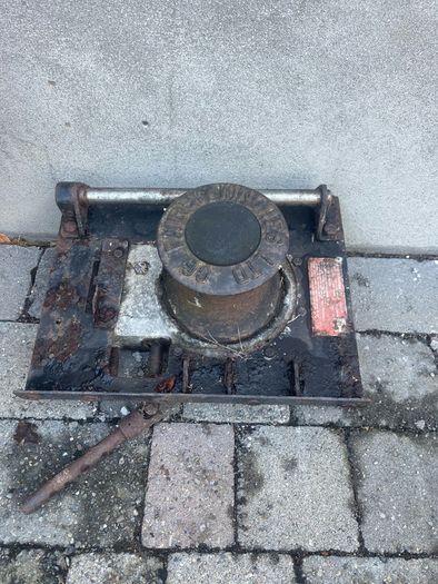 Land Rover  Fairey Capstan Winch