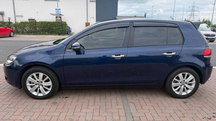 Volkswagen Golf 1.4TSI AUTOMATIC  Very low mileage