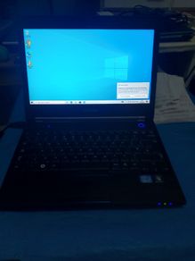 Samsung Notebook Model NP400B2B, Intel Core i3-2370 CPU, 2.4GHz, 4GB Ram, 500GB HDD, Windows 10, Microsoft Edge, Chrome and VLC