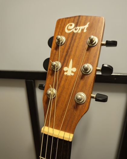 Cort MR710F NS Electro-Acoustic Guitar - Solid Top, Fishman Blend Preamp & Gig Bag