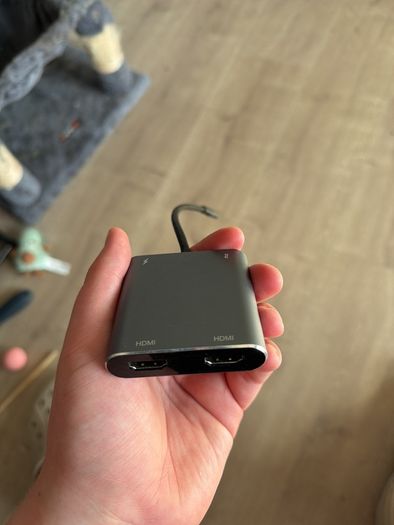 USB-c multi port hub