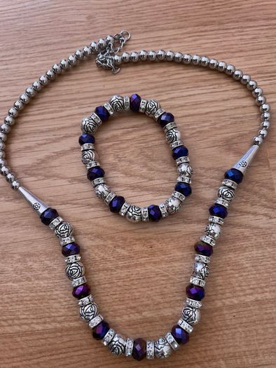 Roisine Necklace and Bracelet Set