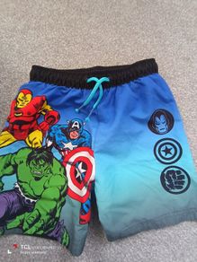 NEW.boy's swim shorts. Age 7/8