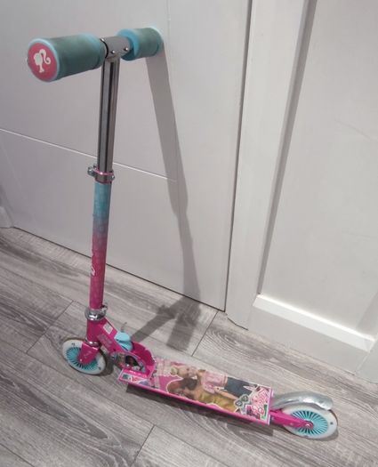 Barbie Kids scooter