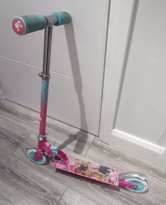 Barbie Kids scooter