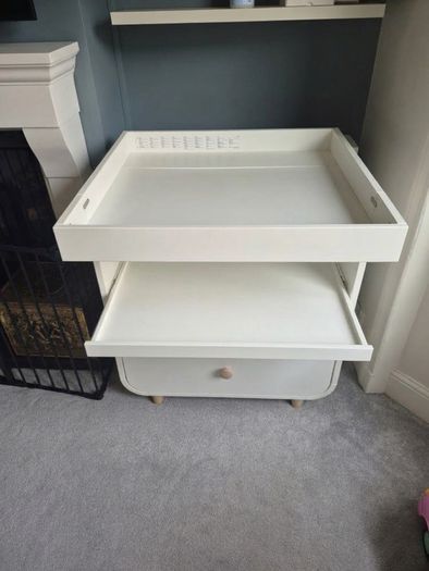 IKEA MYLLRA changing table with drawers (assembled)