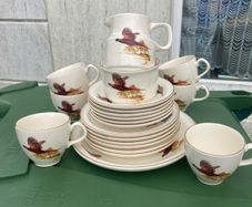 Carrigaline teaset free postage