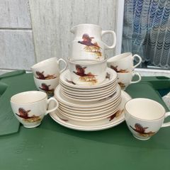 Carrigaline teaset free postage
