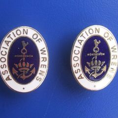 ASSOCIATION OF WRENS (Royal Navy) - vintage Womens Royal Naval Service membership badges (1970s / 1980s) - 7 Euro each or 10 Euro the pair.
