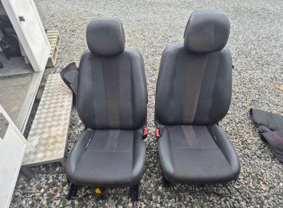 Renault Fluence front Seats Half Leather 08-16 @ OCG