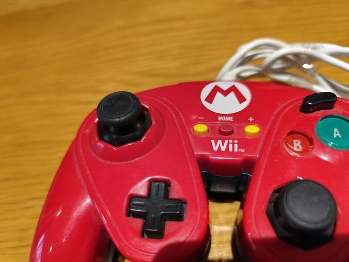 Wii Mario Red Fight Wired Controller