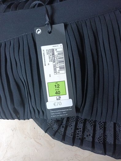 Autograph  Long Narrow  Pleated Skirt.  Size 12.  B.N.W.T