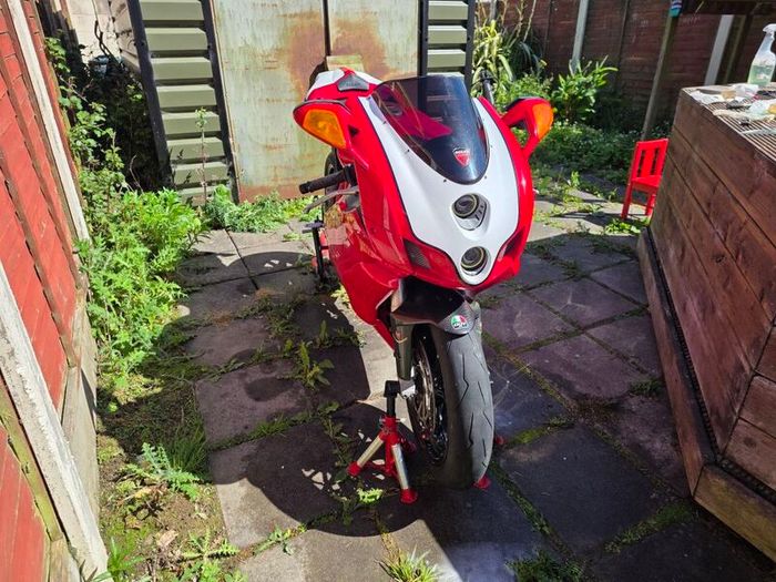 2006 Ducati 749s