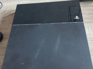 ps4 with controller