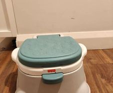 Fisherprice potty trainer