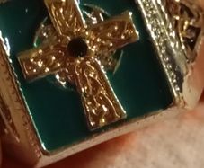 Celtic cross ring
