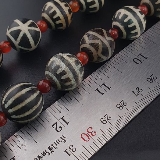 Antique Burmese Pumtek Pyu Petrified Wood Beads Necklace