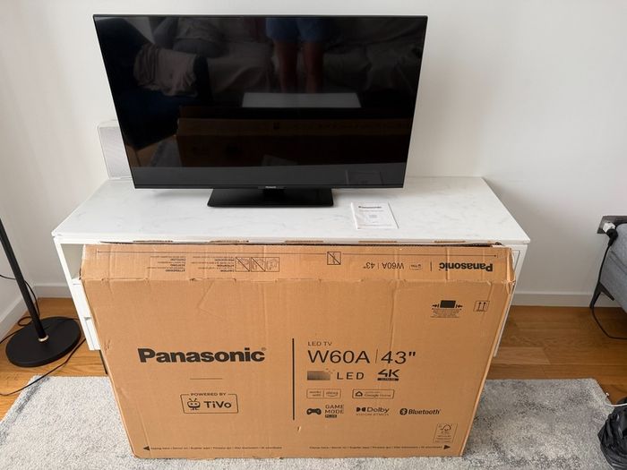 Panasonic 43" 4K Smart TV