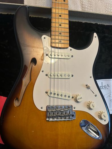 Fender Eric Johnson Thinline Stratocaster & Original case.