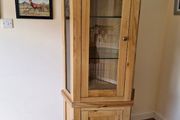 Corner Display Unit