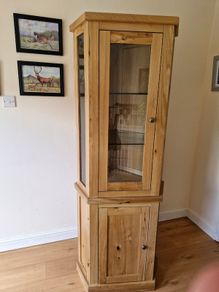Corner Display Unit