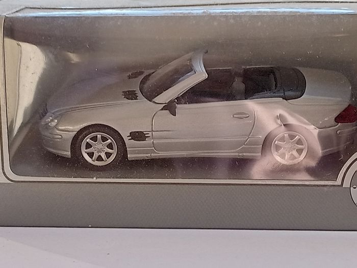 Mercedes Benz SL600