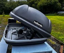 Halfords Roof Box 340l