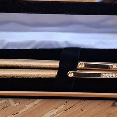 Cross pen and Gold tone set