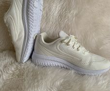 Brand New Fila Fuse Sneakers