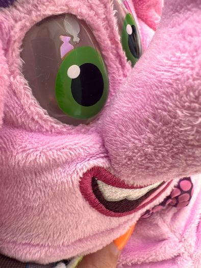 Disney Pixar Inside Out Bing Bong Talking Singing Plush Soft Pink Tomy approx. 28 cm. Used Please see photos