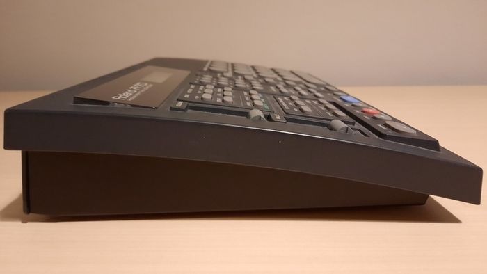 Roland R-70