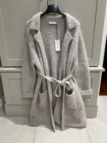 Womens Designer brand knit-ted knitted coat BRAND NEW