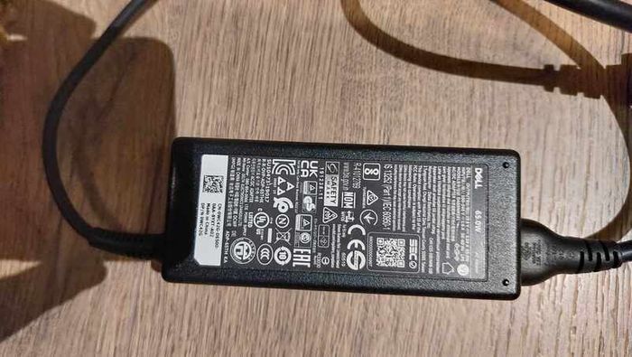 Dell 65W 4.5mm AC Power Adapter