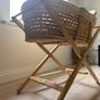 Moses basket & stand Image 6