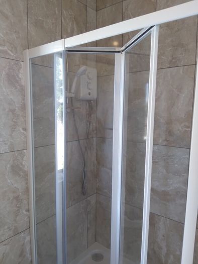 Folding Telescopic Shower Door.New
