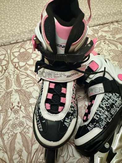 Girls rollerblades