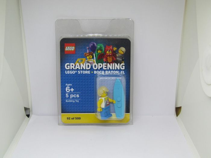 LEGO Store Grand Opening Boca Raton Minifigure Limited Edition 8 of 500