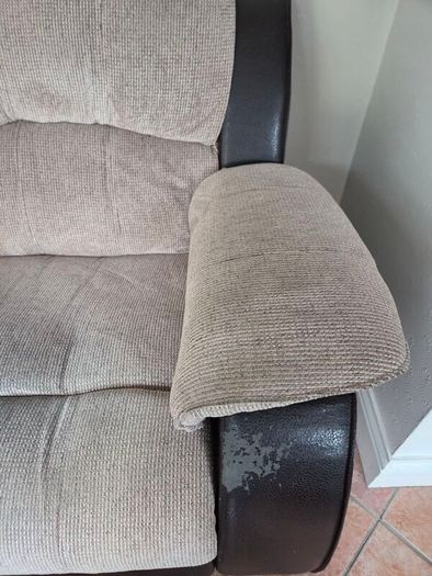 Recliner couch