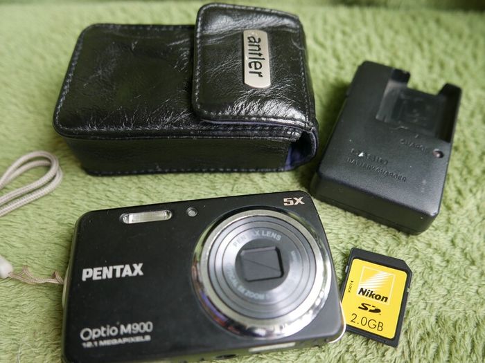 Pentax Optio M900 Digital Camera: 12.1 MP, 5X Zoom - Tested