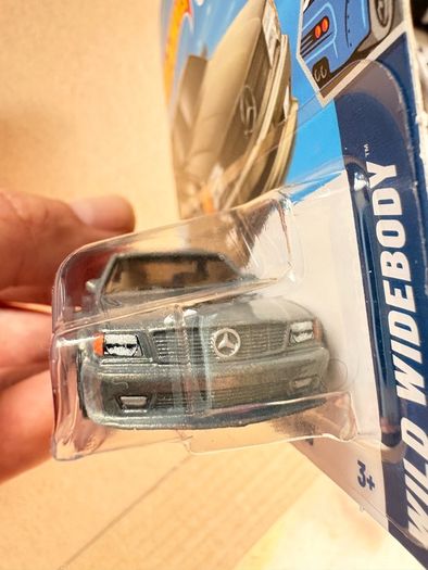 Hot Wheels 89 Mercedes-benz 560 Sec Amg