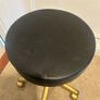 beauty stool Image 2