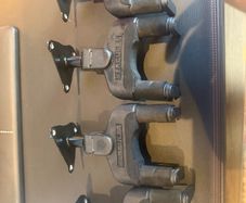 Hercules Guitar wall mount x4