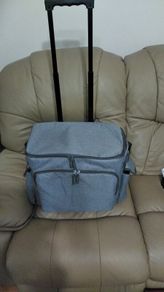 Sewing machine trolley