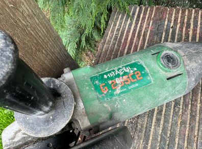 Hitachi G23SC2 230mm Angle Grinder & transformer